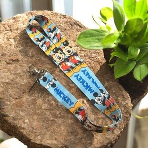 NWT Disney Mickey Mouse Kids Lanyard - Blue